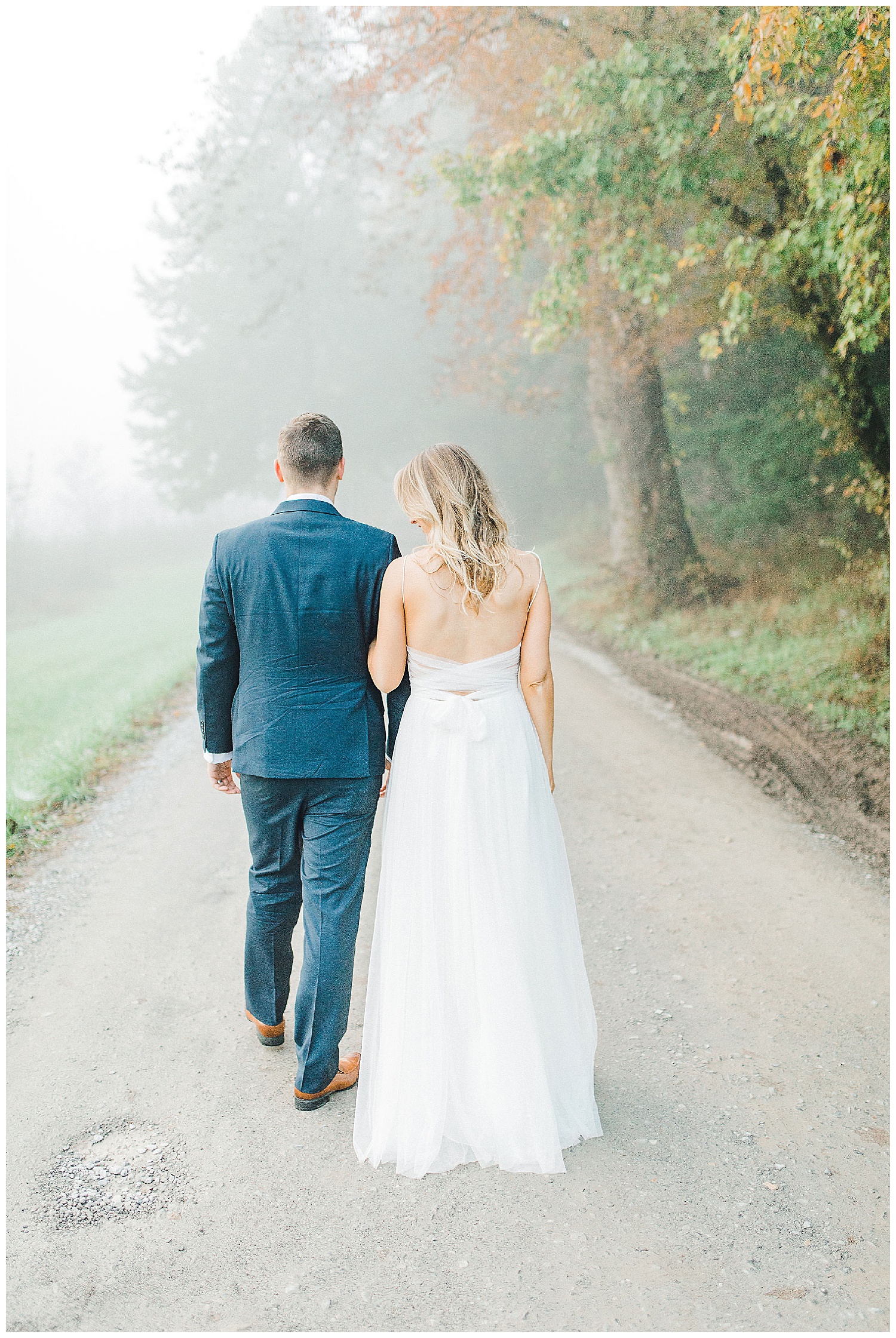 Emma Rose Company recently got to travel all the way to Nashville to photograph the most beautiful post-wedding bride and groom portraits in the Great Smoky Mountains with a gorgeous couple! Nashville wedding inspiration at it's finest._0018.jpg