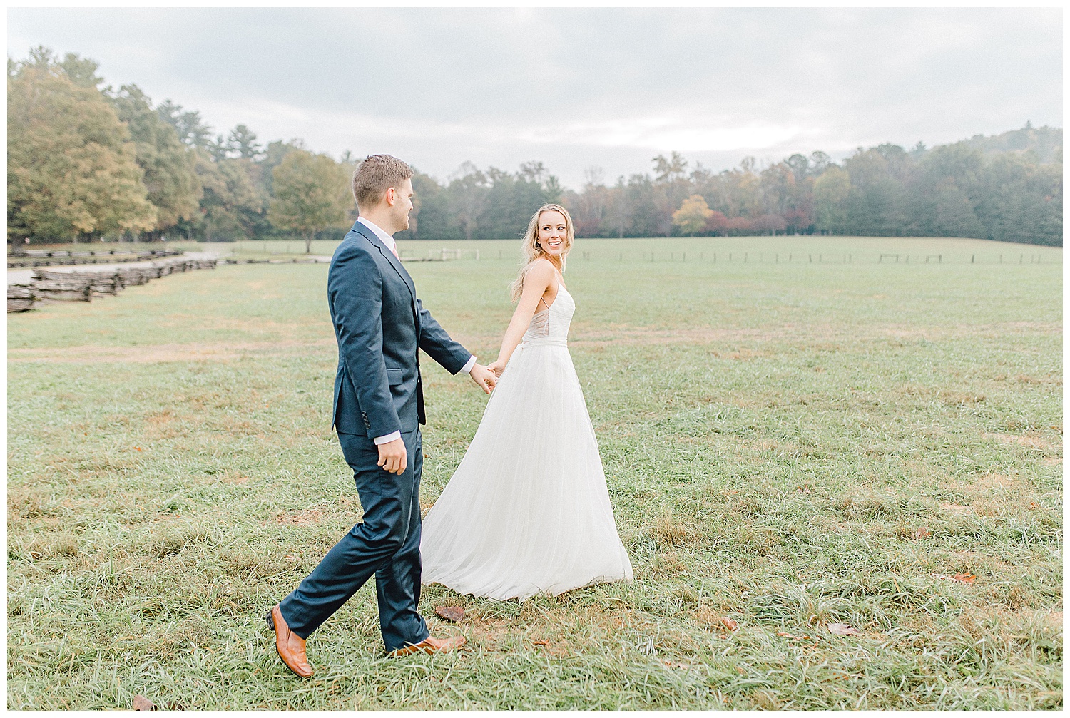 Emma Rose Company recently got to travel all the way to Nashville to photograph the most beautiful post-wedding bride and groom portraits in the Great Smoky Mountains with a gorgeous couple! Nashville wedding inspiration at it's finest._0028.jpg
