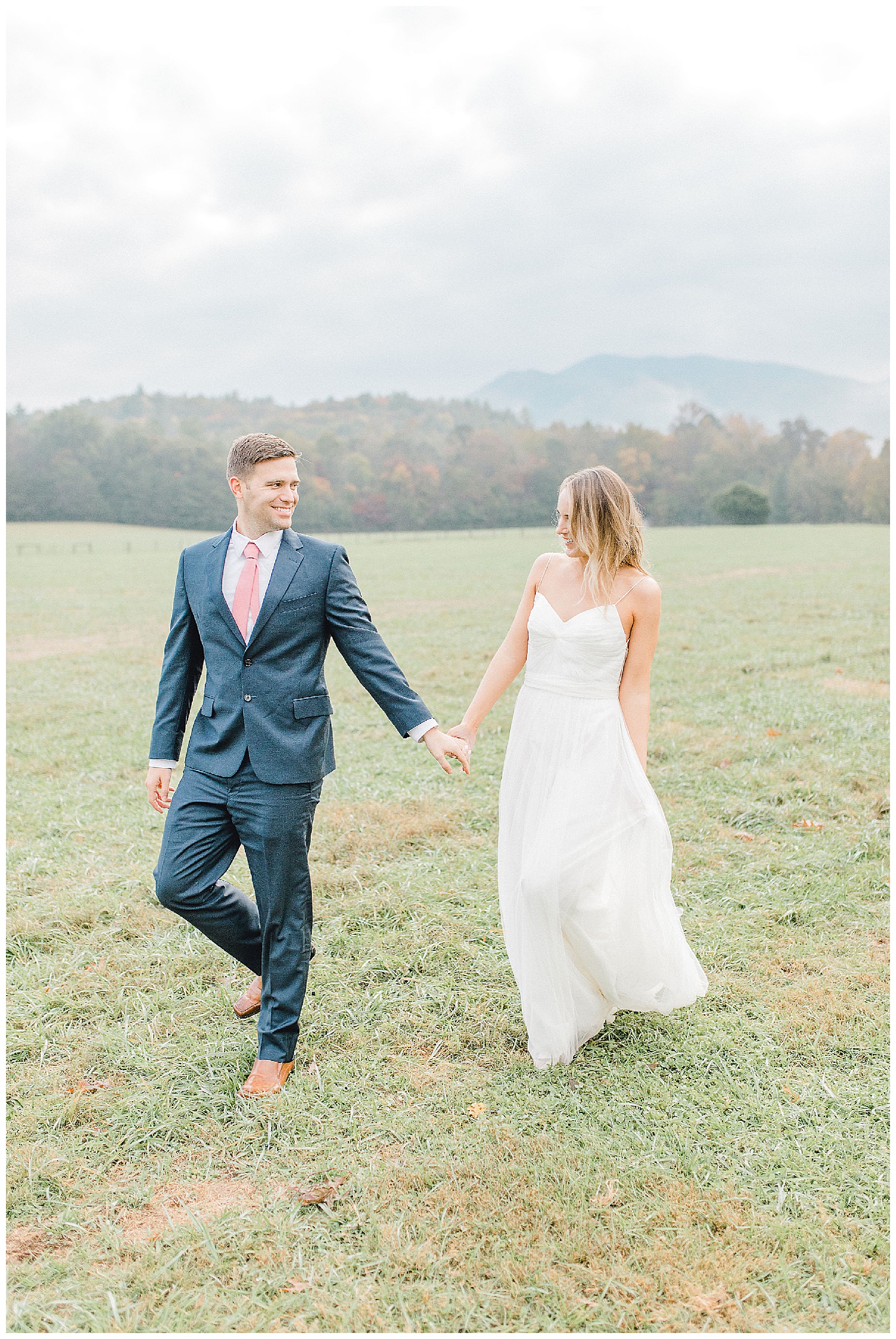 Emma Rose Company recently got to travel all the way to Nashville to photograph the most beautiful post-wedding bride and groom portraits in the Great Smoky Mountains with a gorgeous couple! Nashville wedding inspiration at it's finest._0029.jpg