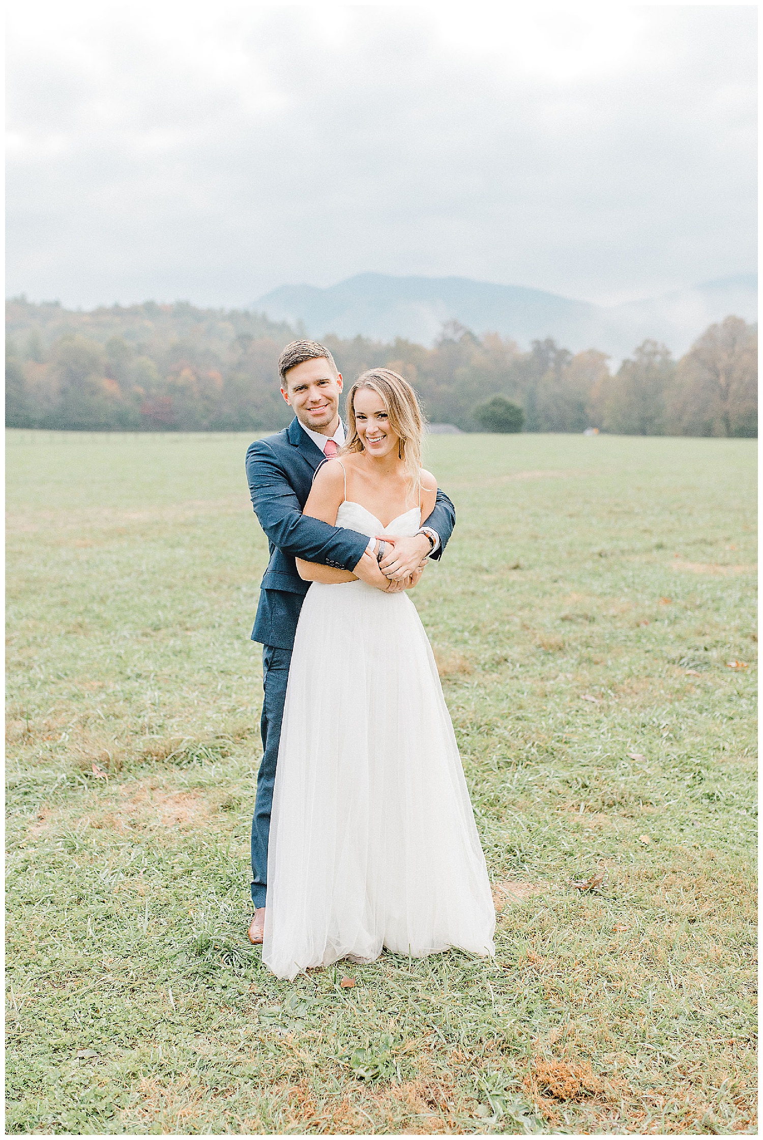 Emma Rose Company recently got to travel all the way to Nashville to photograph the most beautiful post-wedding bride and groom portraits in the Great Smoky Mountains with a gorgeous couple! Nashville wedding inspiration at it's finest._0030.jpg