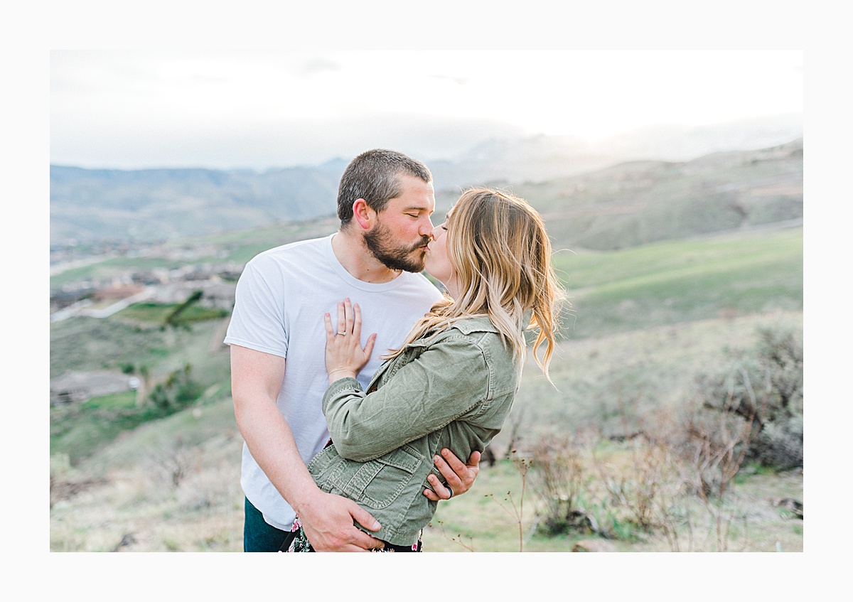 Pacific Northwest Engagement Session in the Sagebrush with Emma Rose Company who is a light and airy wedding photographer based in Seattle, Washington_0026.jpg