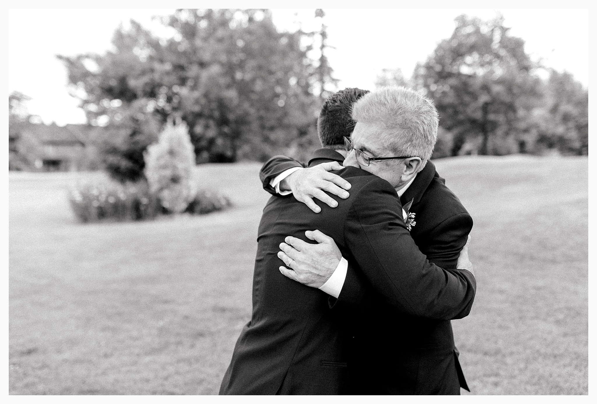 The Aerie at Eagle Landing Portland, Oregon Wedding Day, Light and Airy on a Stormy Pacific Northwest Day, Emma Rose Company, PDX Photographer_0075.jpg