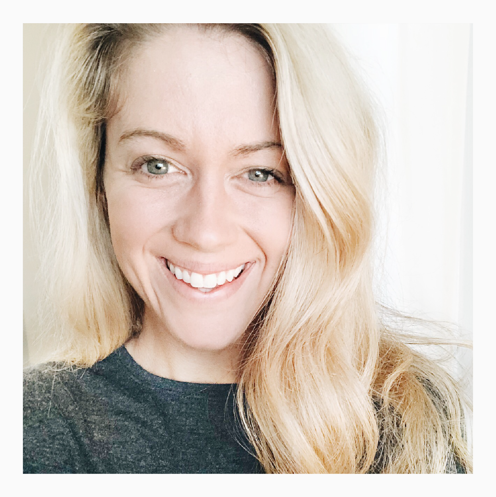 Emma Rose Company is a Squarespace website designer and photographer who primarily works with photographers to help them reach their business goals through thoughtful design..png
