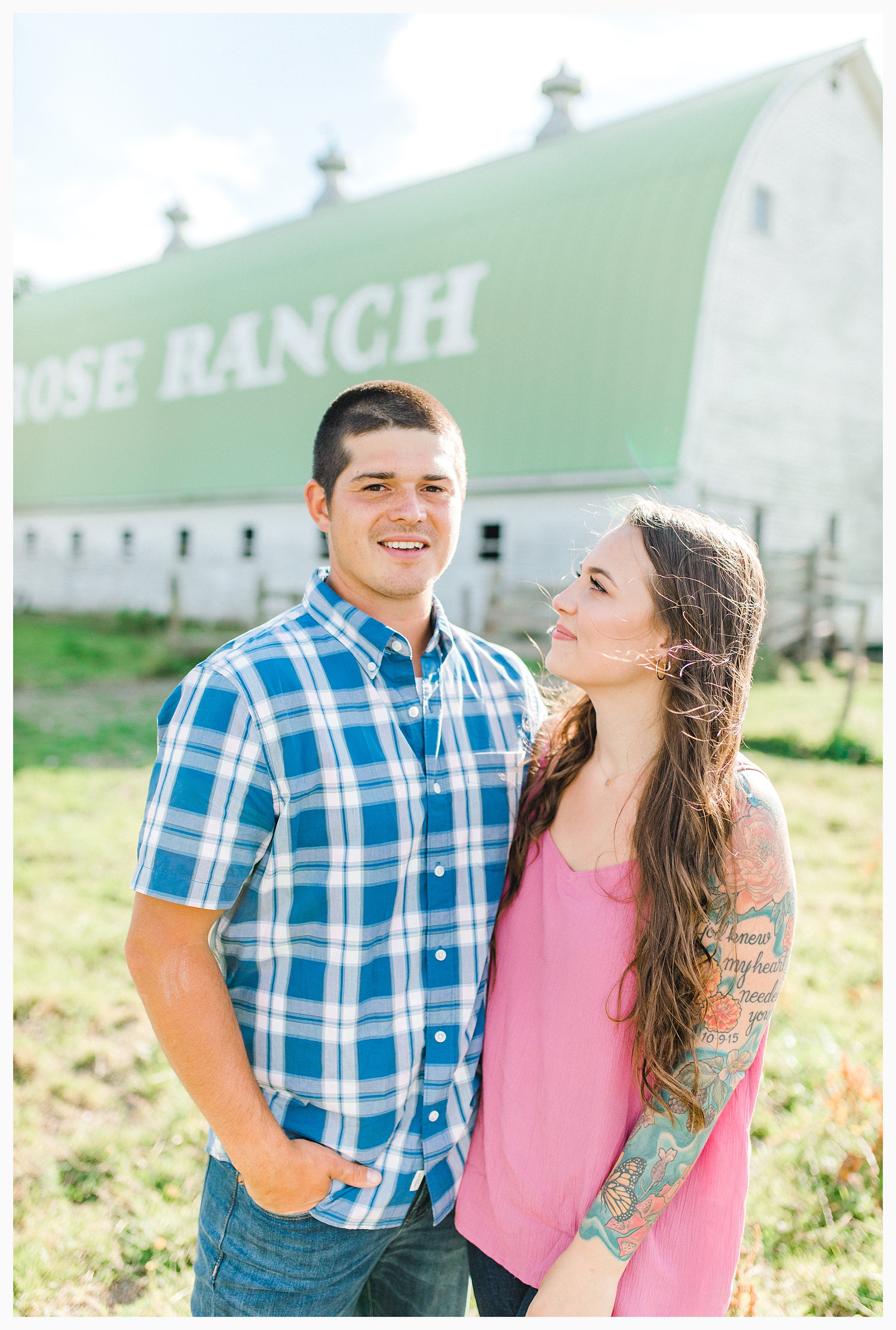 Beautiful evening engagement session on Rose Ranch, Emma Rose Company Seattle and Portland light and airy wedding and portrait photography, what to wear for pictures_0009.jpg