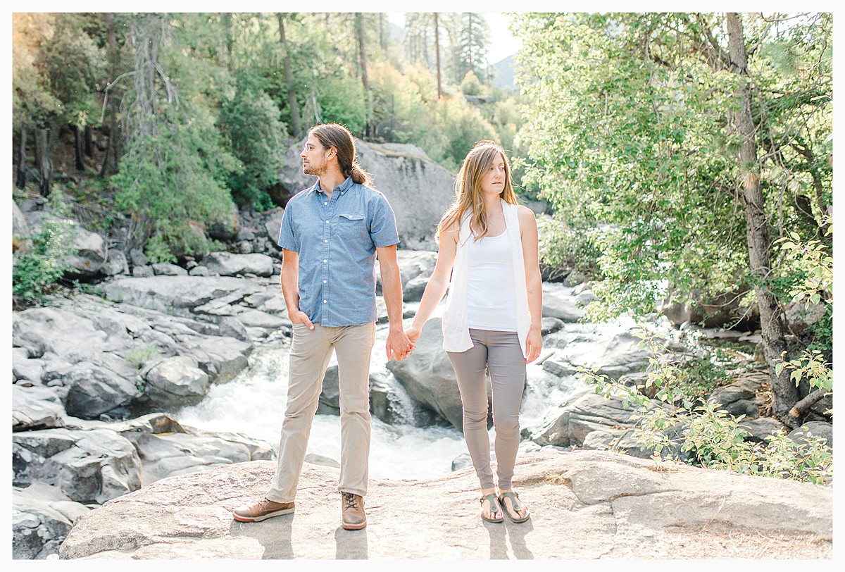 If you love the Pacific Northwest, Leavenworth, and gorgeous light and airy photography, you'll want to view this portrait session with Emma Rose Company. #pnw #leavenworth Find inspiration on what to wear to your photo session._0002.jpg