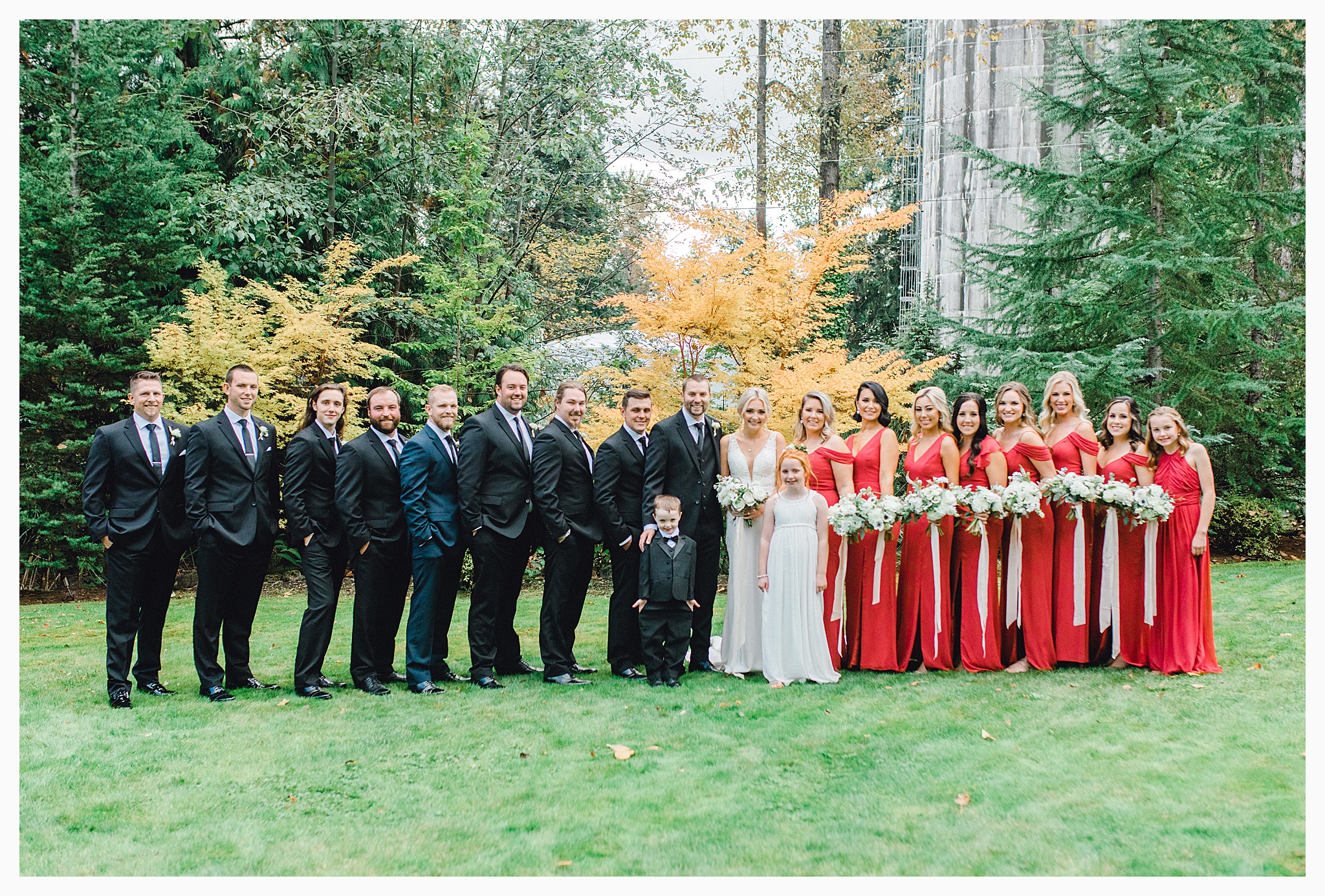 Emma Rose Company Light and Airy Wedding Photographer, Beautiful fall wedding at Rock Creek Gardens Venue in Puyallup, Washington._0060.jpg