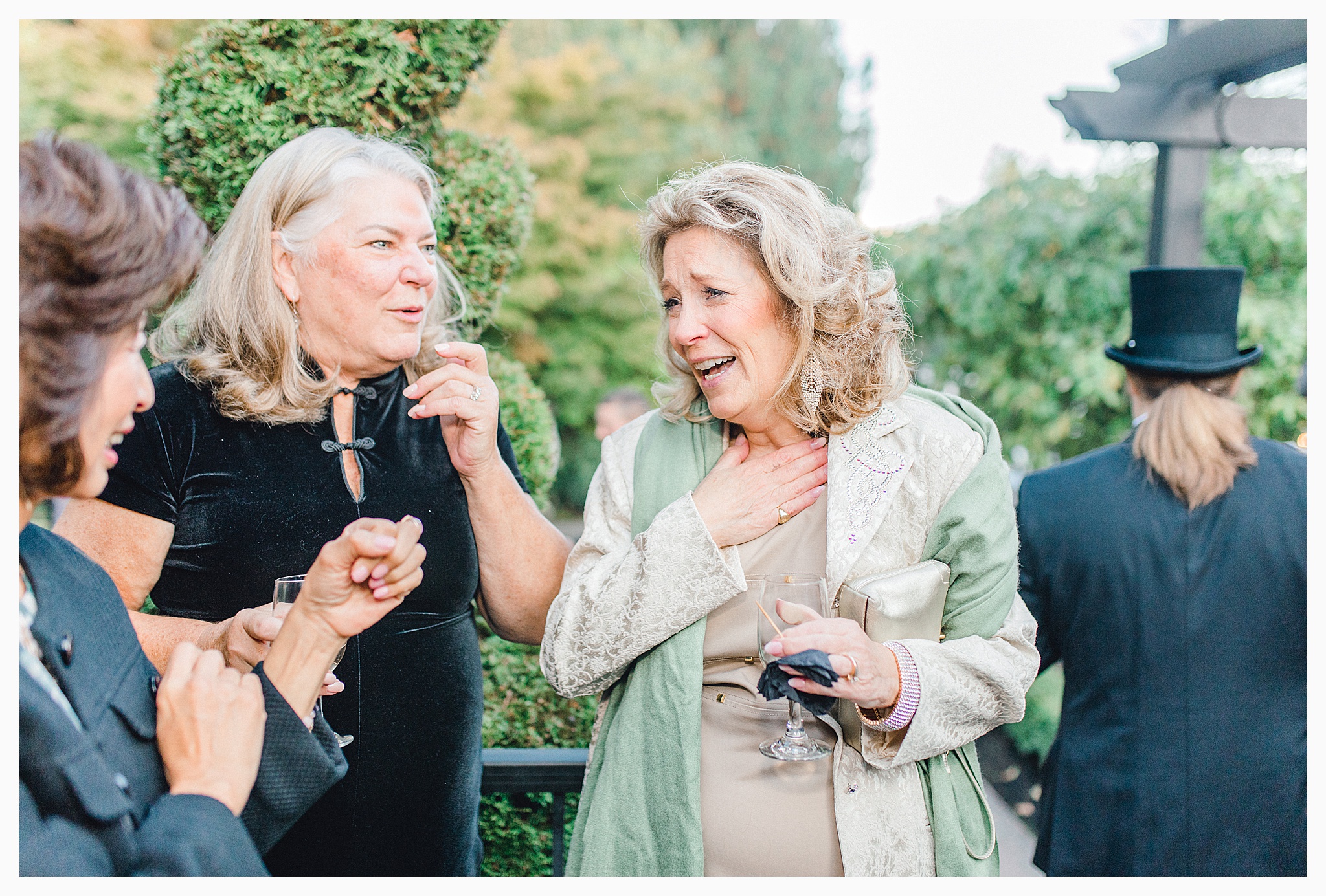 Emma Rose Company Light and Airy Wedding Photographer, Beautiful fall wedding at Rock Creek Gardens Venue in Puyallup, Washington._0092.jpg