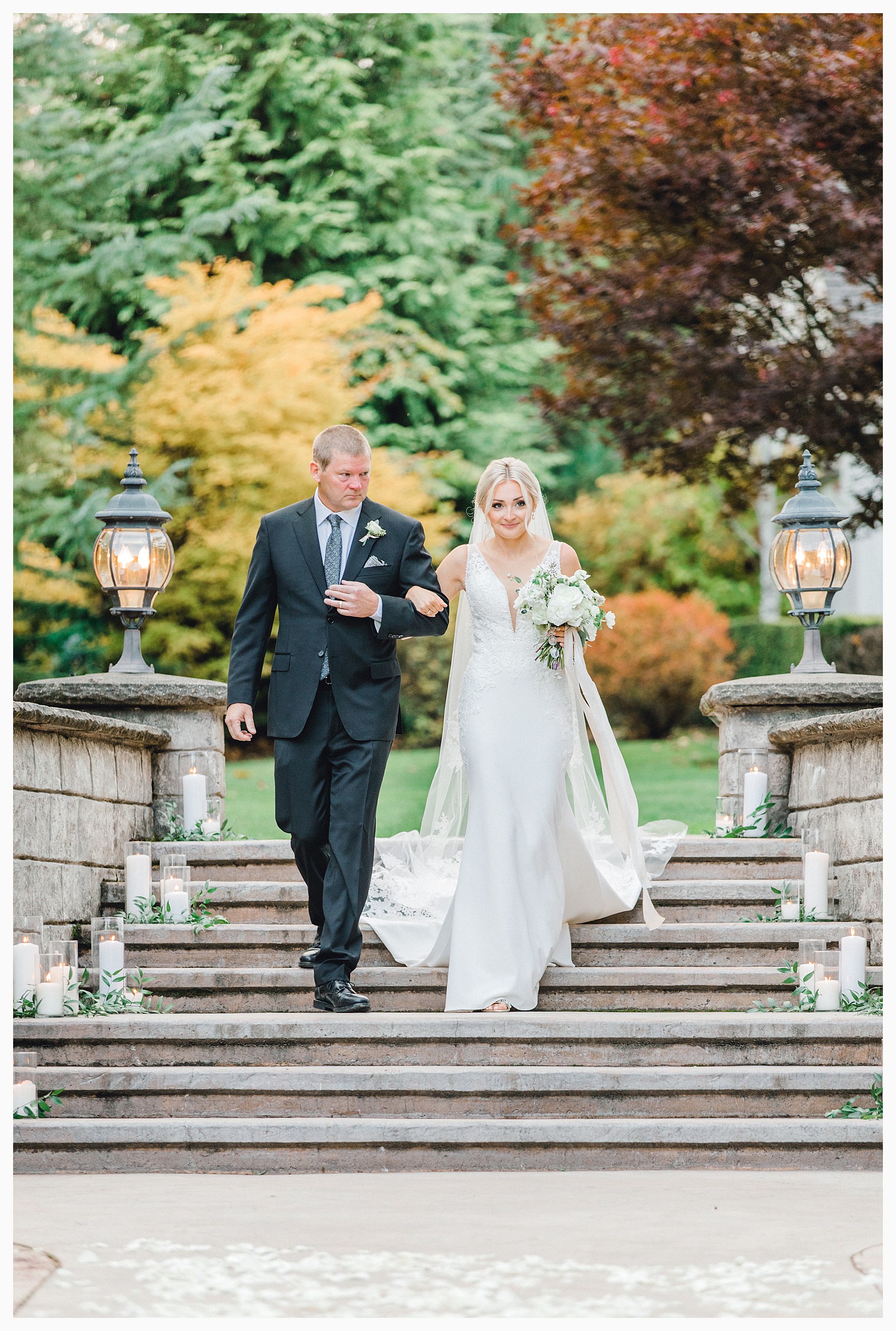 Emma Rose Company Light and Airy Wedding Photographer, Beautiful fall wedding at Rock Creek Gardens Venue in Puyallup, Washington._0074.jpg
