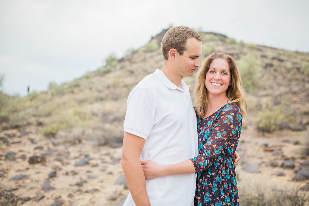 Desert+Family+Photo+Shoot+in+Arizona+_+Emma+Rose+Company+_+Portrait+Photographer+_+Seattle+Wedding+Photographer+_+Adorable+Family+Photo+Shoot+Outside+_+Family+Posing+_+Cute+Kids+with+Dad+_+Family+Photo+Shoot+_+Husband+and+Wife+Pictures (2).jpeg