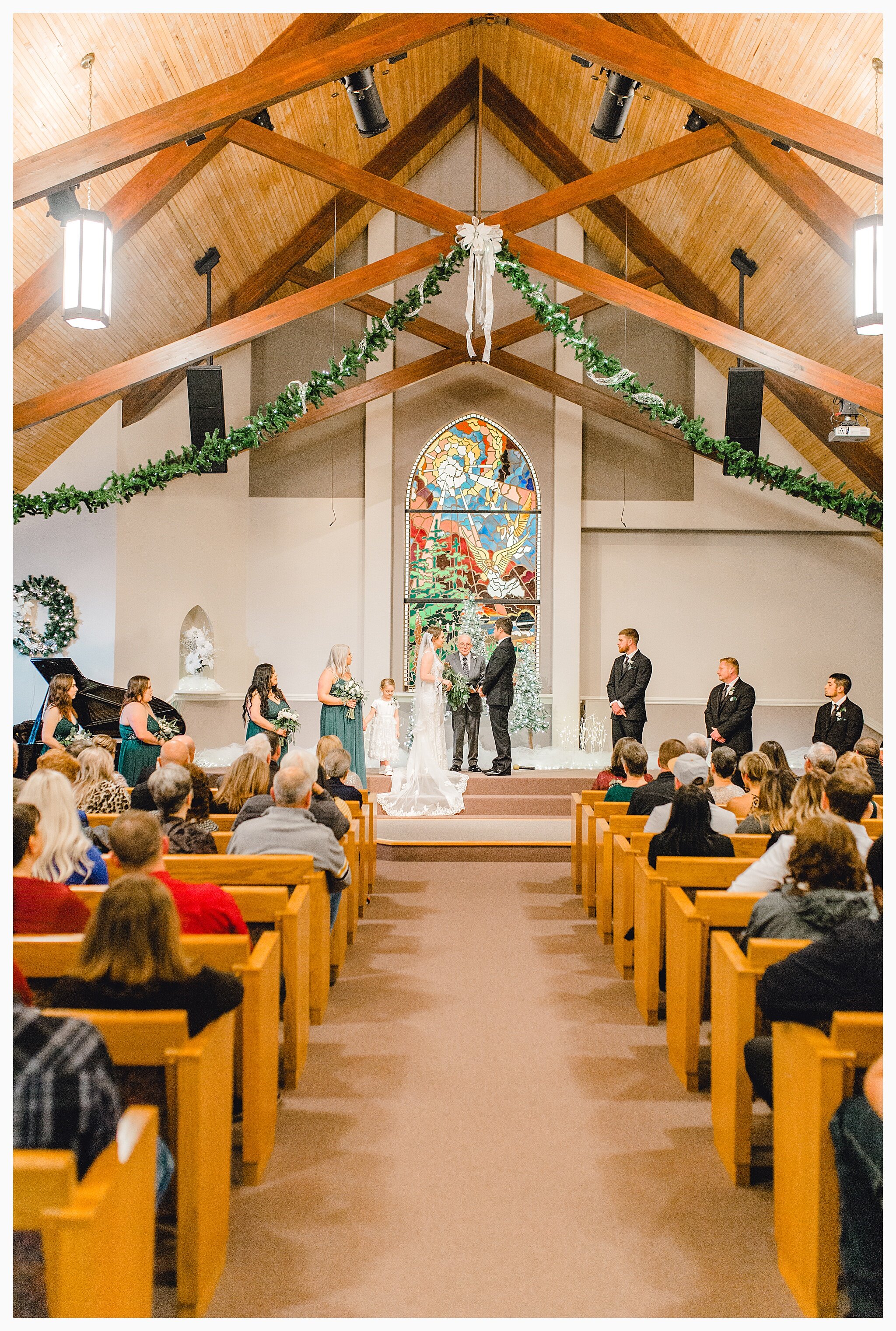 Tillamook Oregon Winter Wedding, Emma Rose Company, Pacific Northwest Winter Wedding, Light and Airy Photography Fine Art_0076.jpg