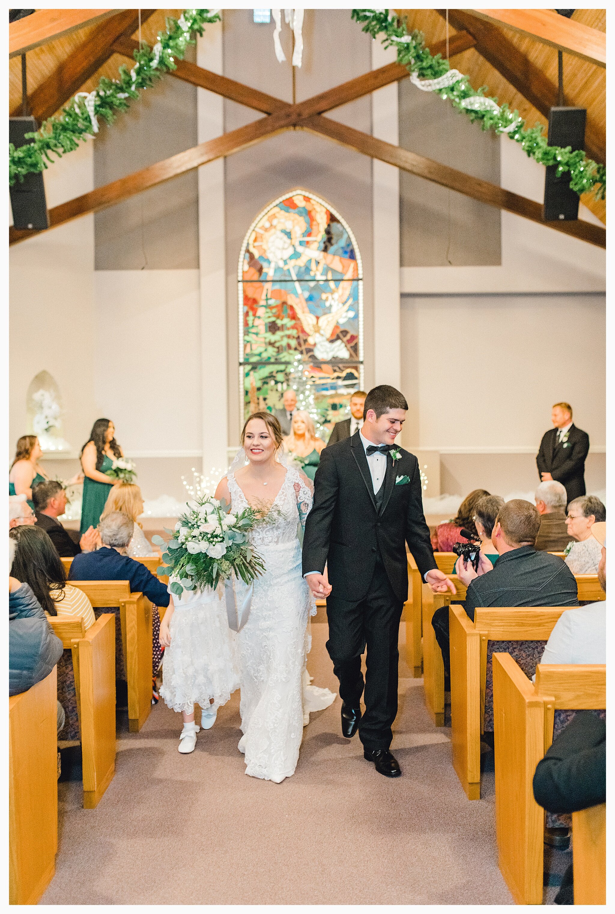 Tillamook Oregon Winter Wedding, Emma Rose Company, Pacific Northwest Winter Wedding, Light and Airy Photography Fine Art_0086.jpg