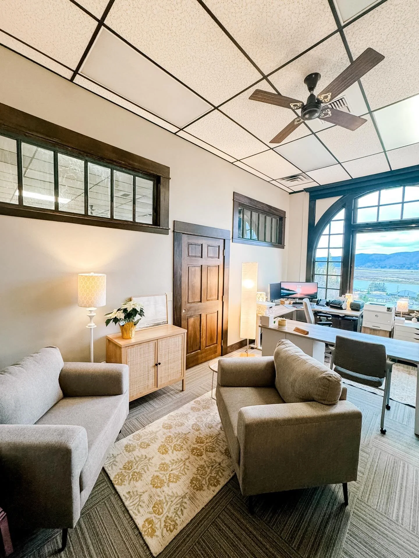 Six years ago, my life looked very different.

I went from full-time creative entrepreneur (camera in hand, building my own business from the ground up) to full-time Assistant Court Administrator&hellip; and somehow that path led me right here: wrapp