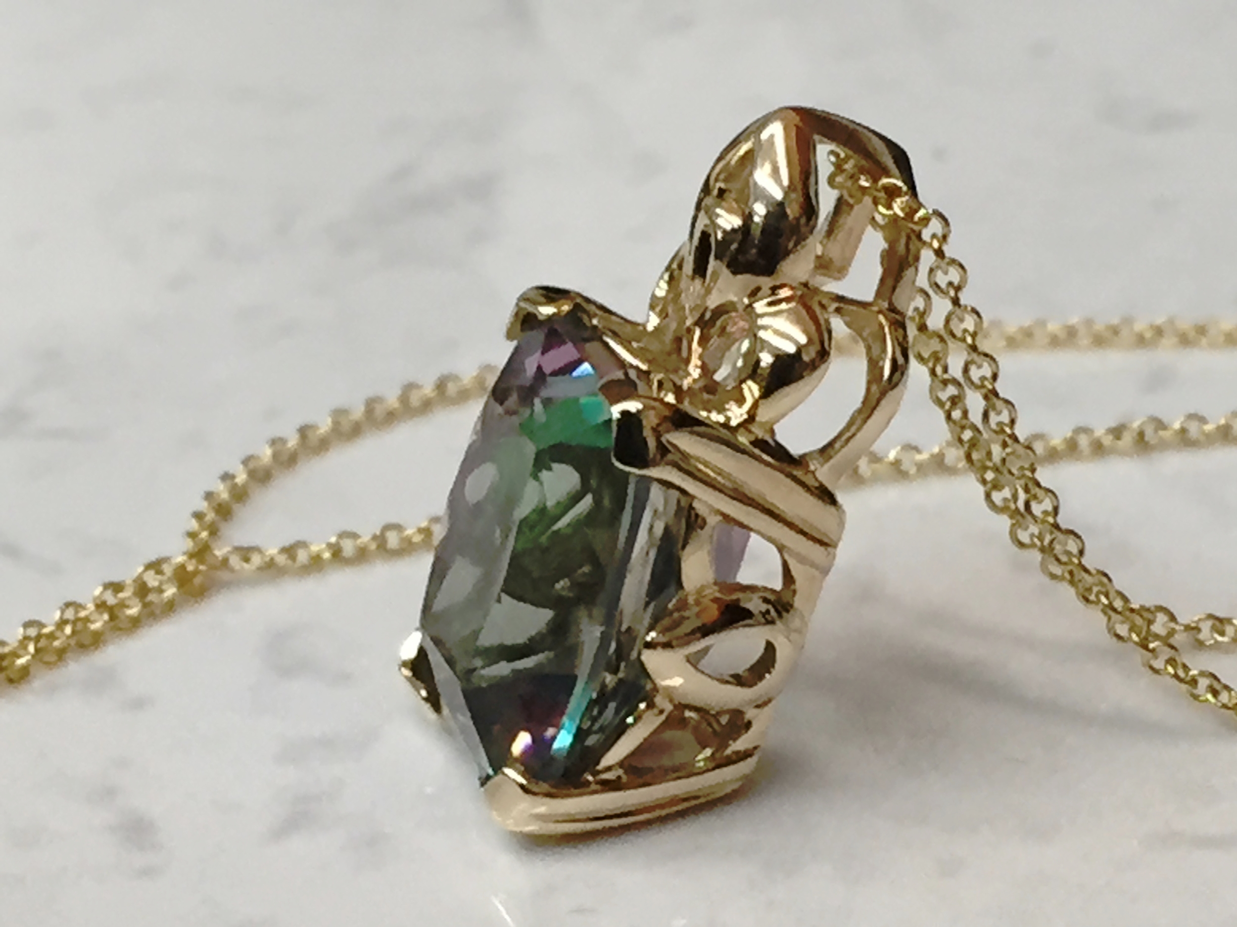 Mystic Topaz Pendant — Wooldridge Jewelers
