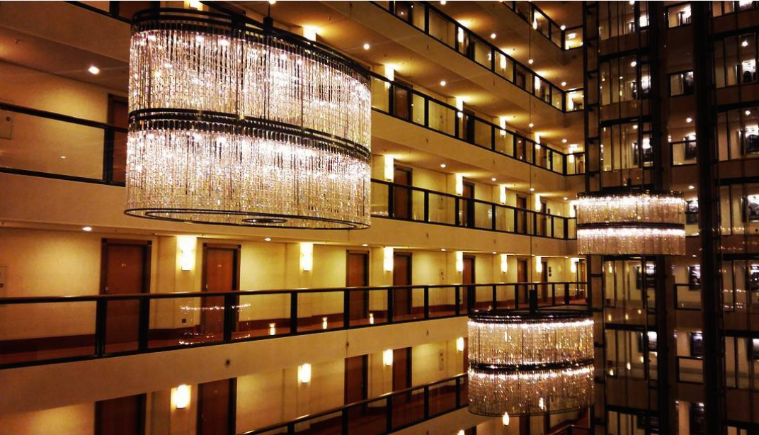 Maritim Hotel Dresden.png