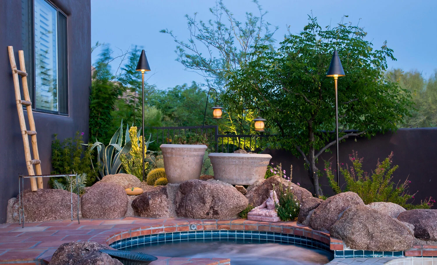 landscape-lighting-install-143K4511.jpg