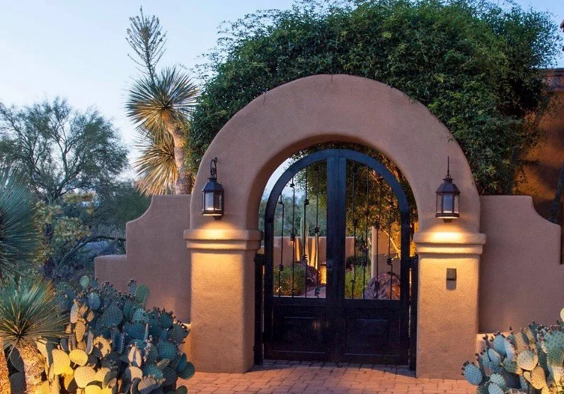 120V Wall Lights.jpg