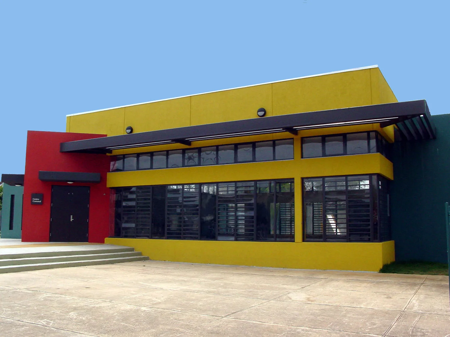 Manuel A. Pérez Community Center