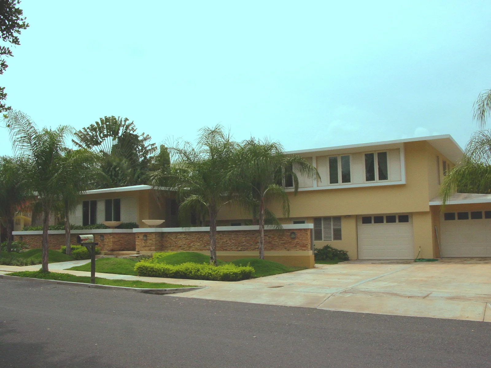 Fernández González Residence