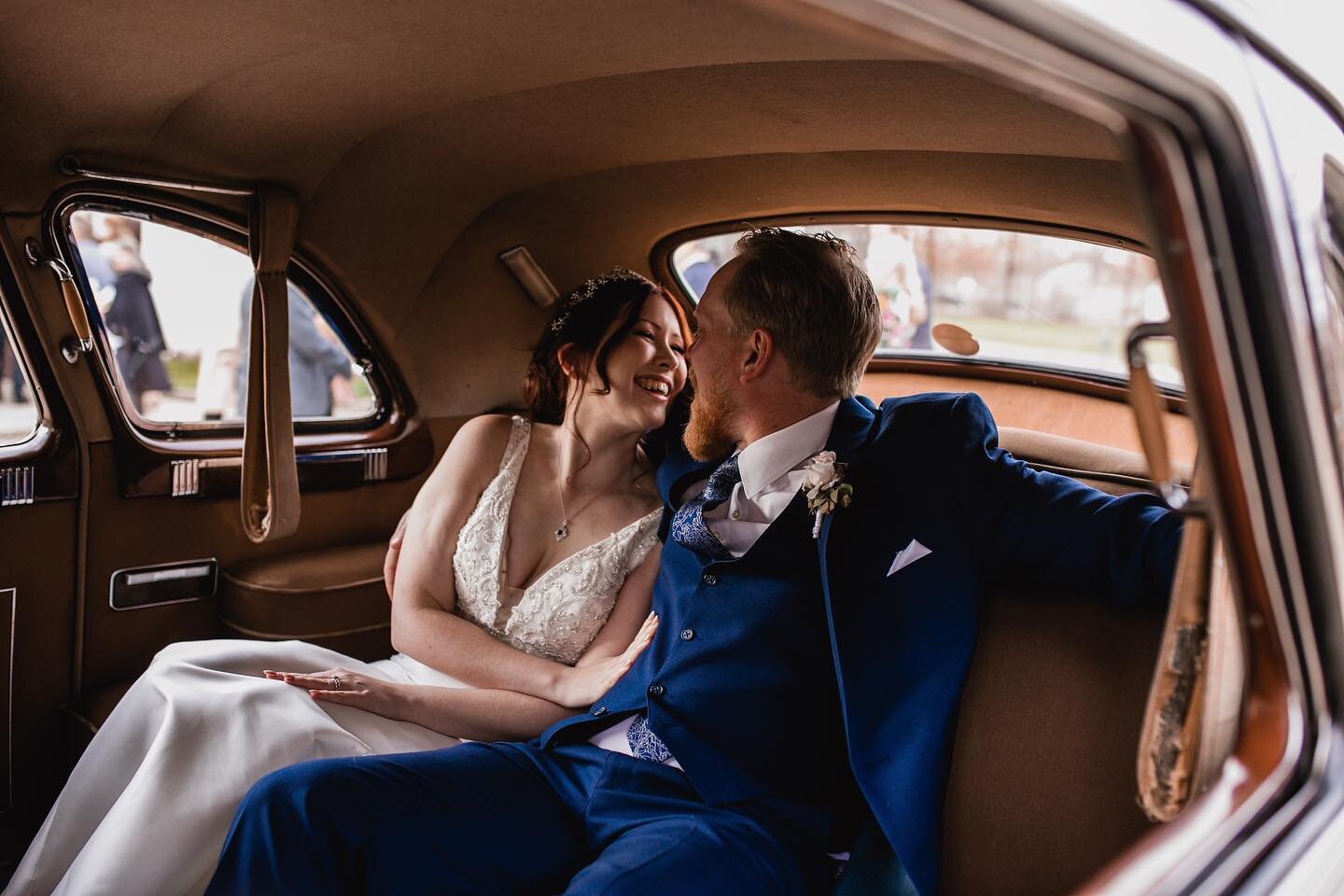 Olivia + Bret&rsquo;s celestial wedding was one to remember 😍✨. Still in awe of the pure love and joy that surrounded these two and their celebration!!! Congrats to the new Mr &amp; Mrs!! 🩷 4/22/23

Venue : @packardprovinggrounds 
Bartending : @mis