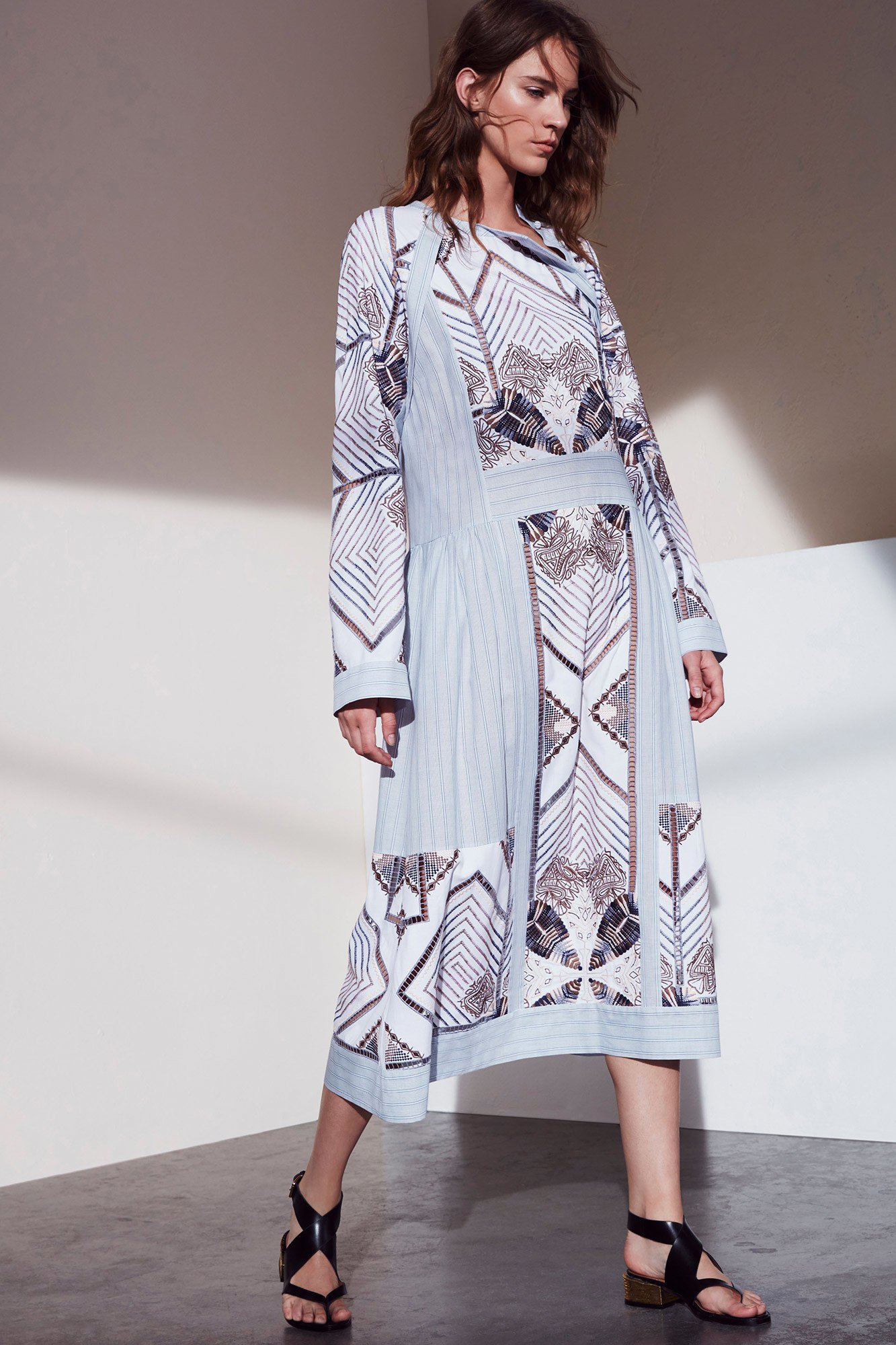 04-bcbg-2017.jpg