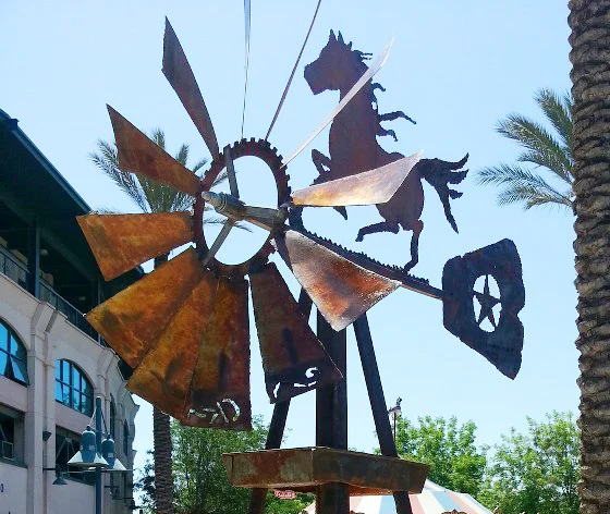 windmillhorse.jpg