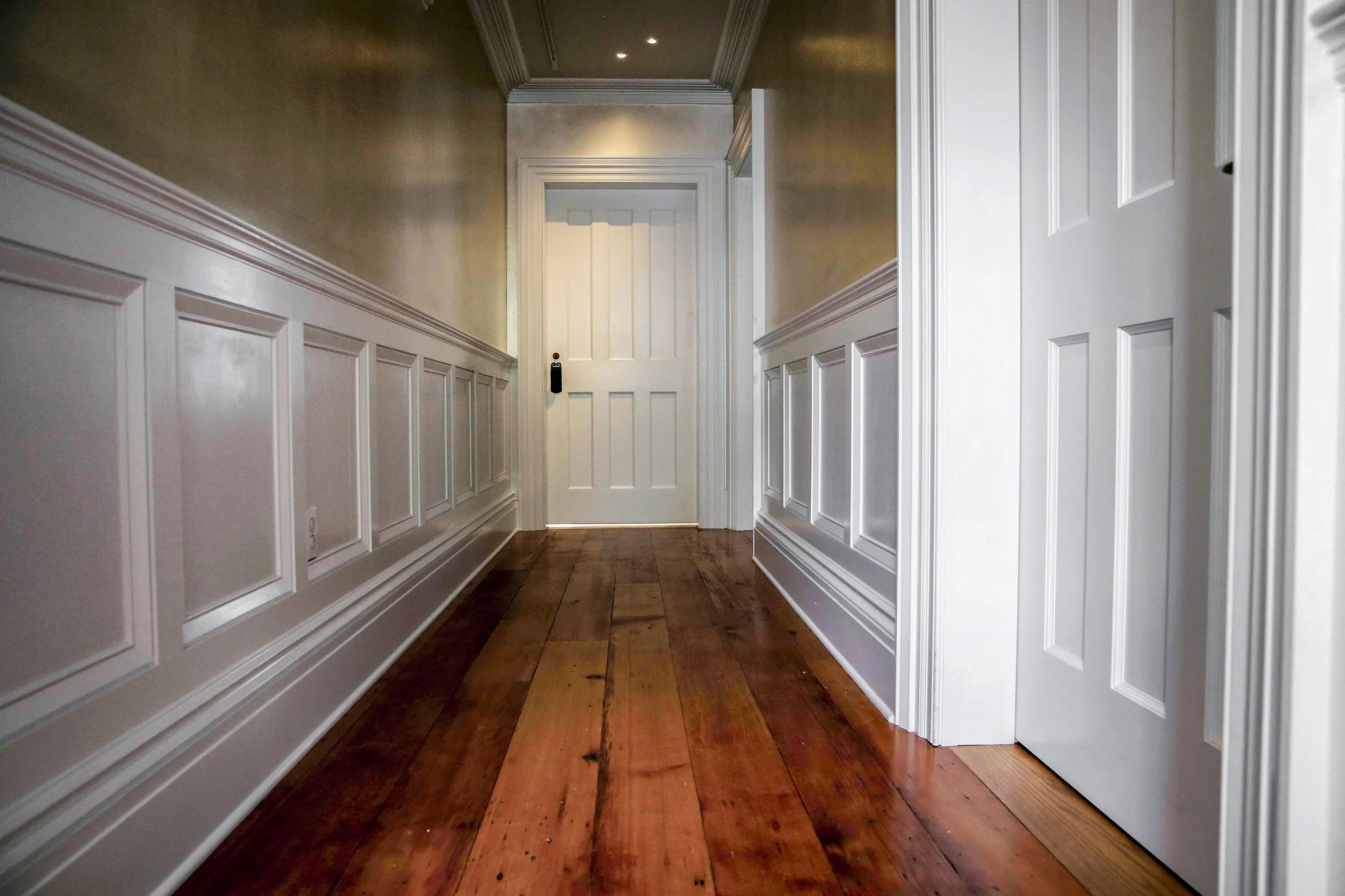 Custom Molding and Trim 