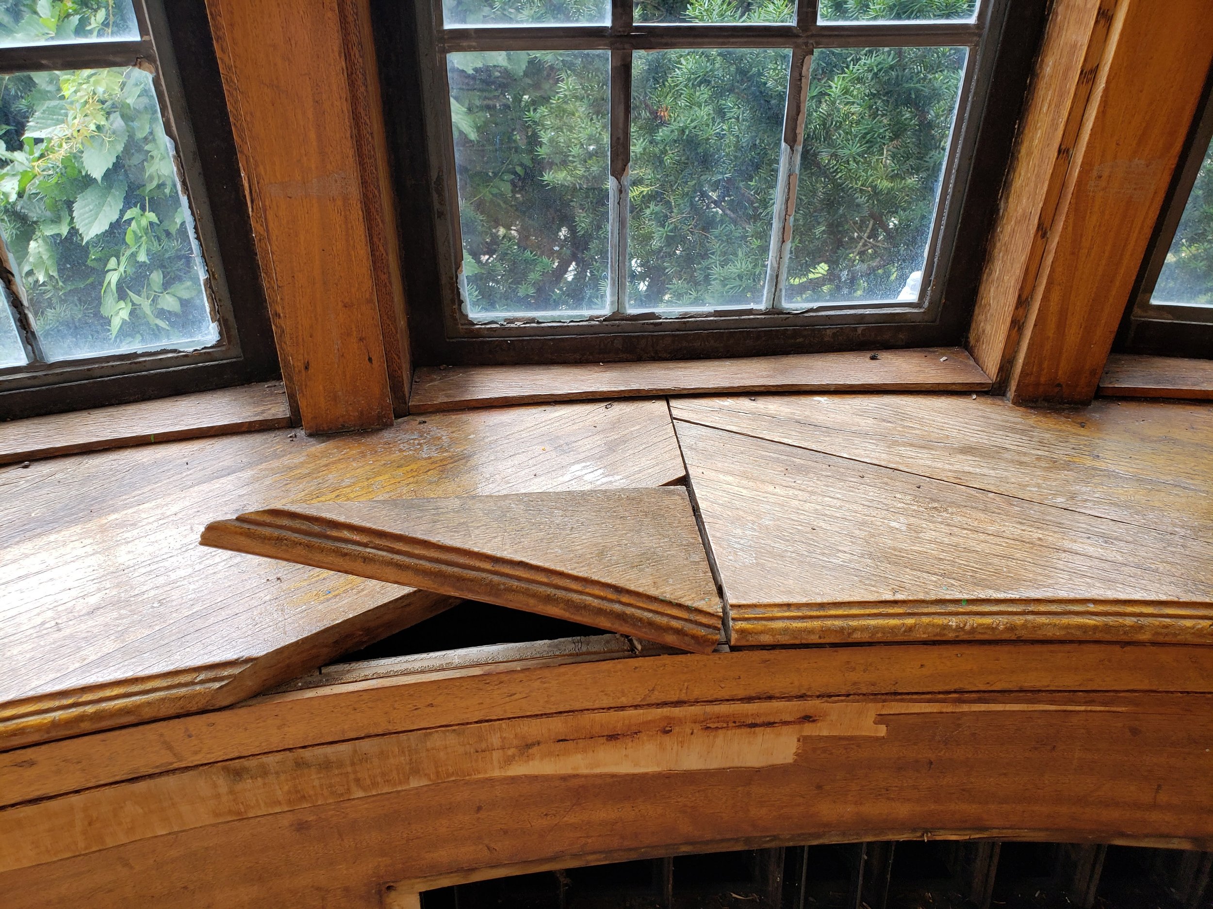 Before: Curved Window Sill Repair