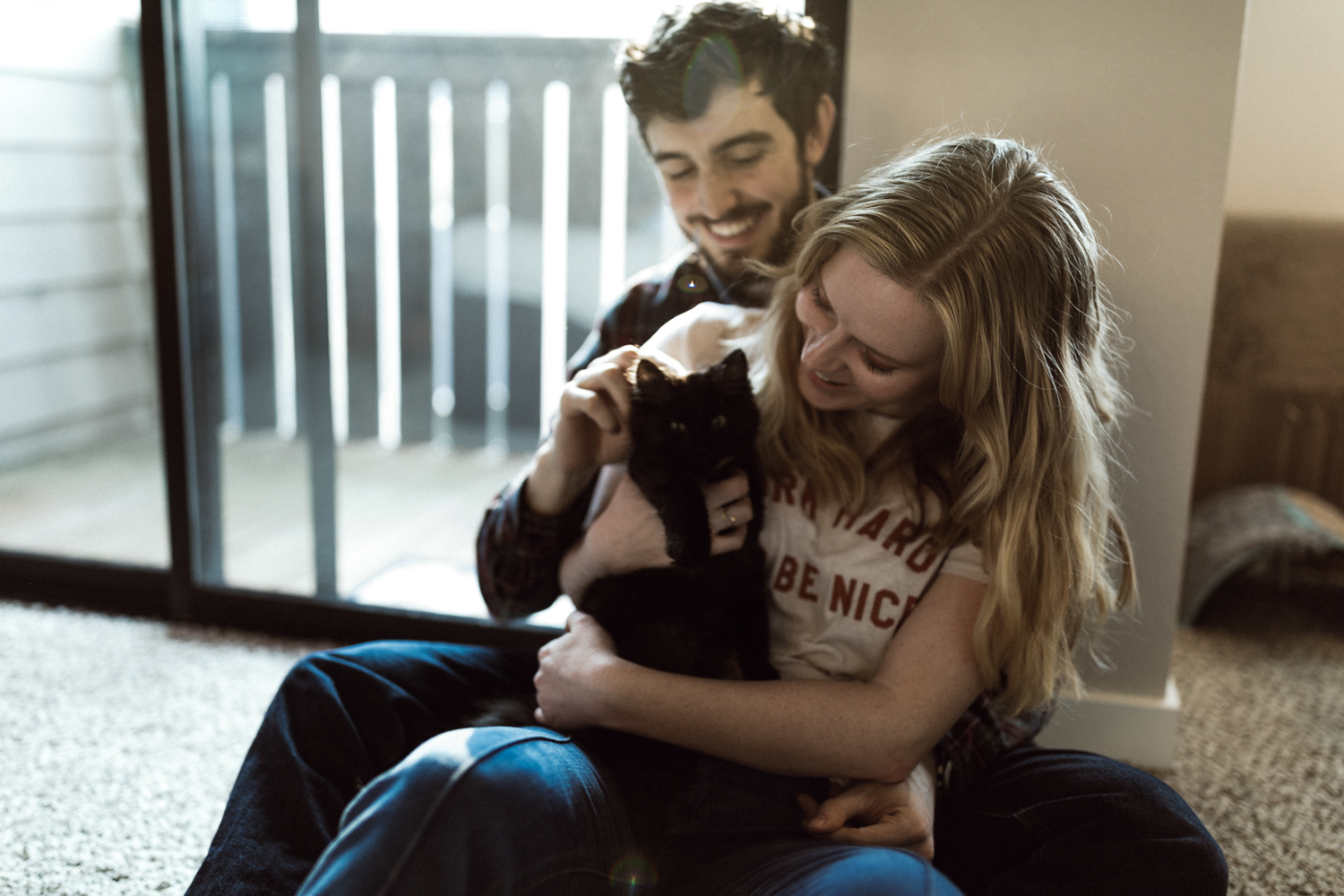 Emily Keeney Photography seattle in home engagment.jpg