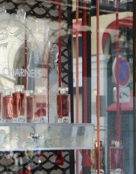 Paris, Les Elixiors Charnels #1, Place Vendome Window Reflection