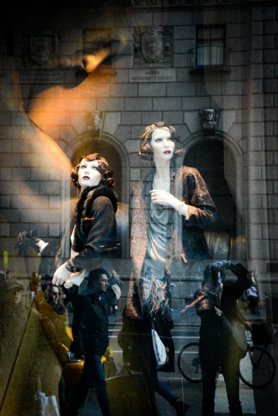 New York City, Ermenegildo Zegna/The Peninsula Hotel Window Reflection