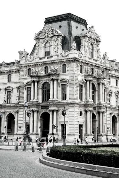Paris. Palais du Louvre #1