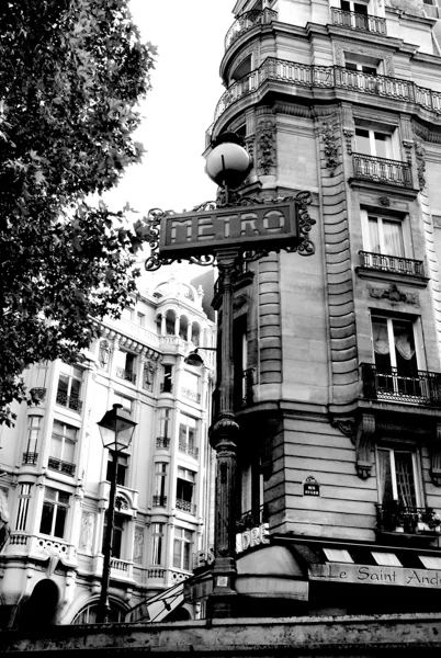 Paris. Le Metro