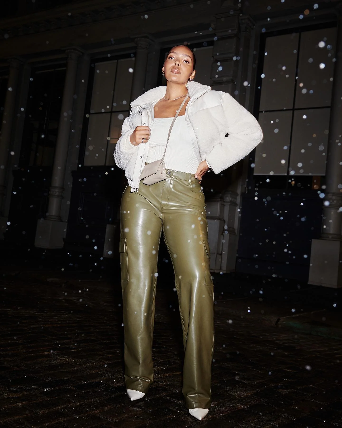 abercrombie_1697470420_3214937364601964740_23788300.jpg