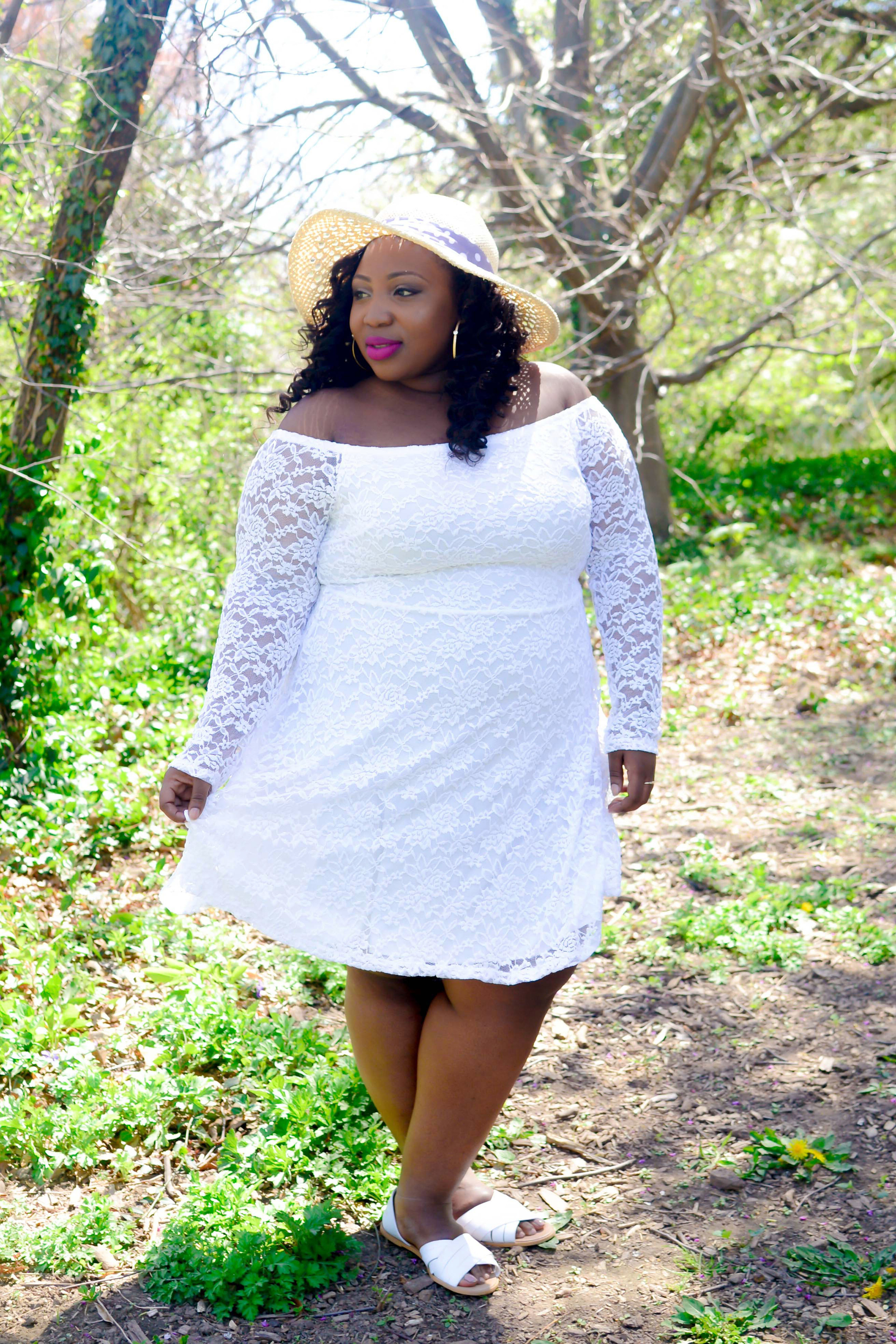 White symbolizes pure, with THIS I celebrate my body, it is pure. 