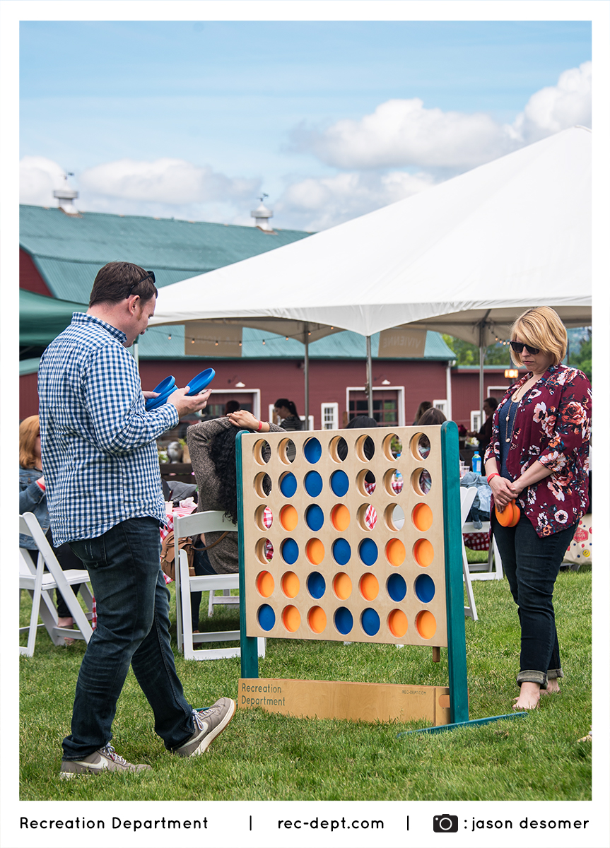 countrybrunch_frisbee.jpg