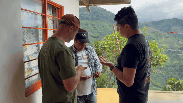 Cesar and Nico tasting Cesar Buesaquillo's coffee