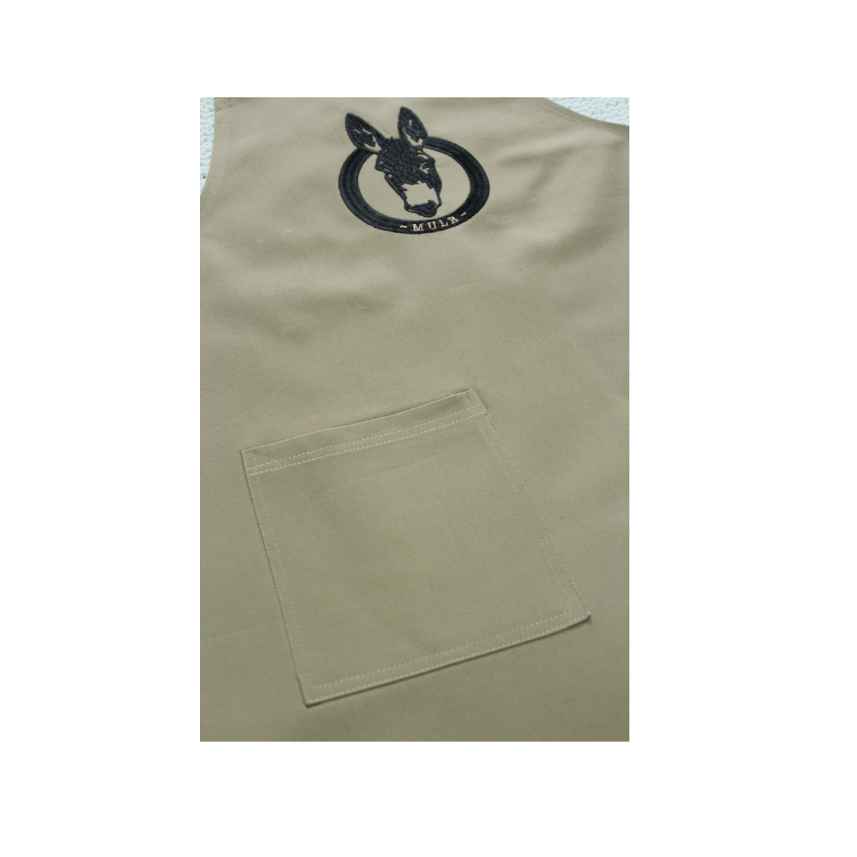 Mule-Coffee-Apron-Pocket.png