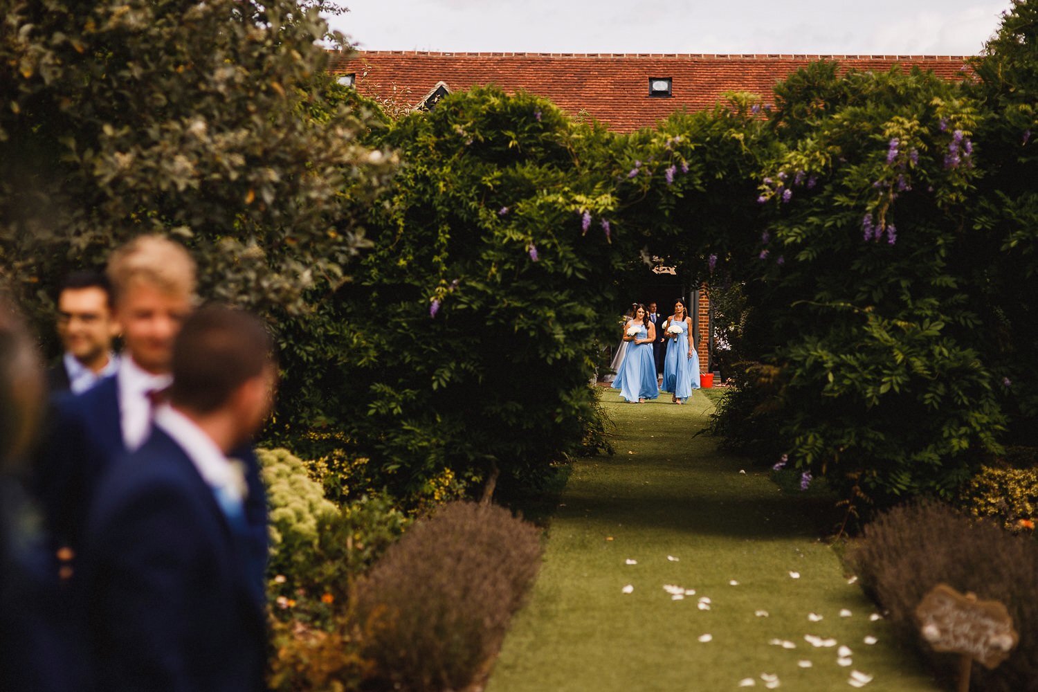 gardens-yalding-wedding-photographer-44.jpg