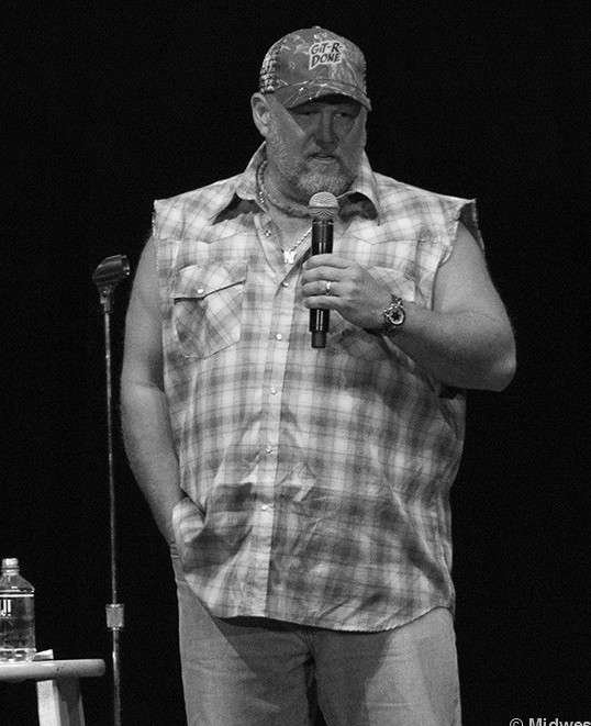 Larry_the_Cable_Guy_at_Resch_Center.jpg