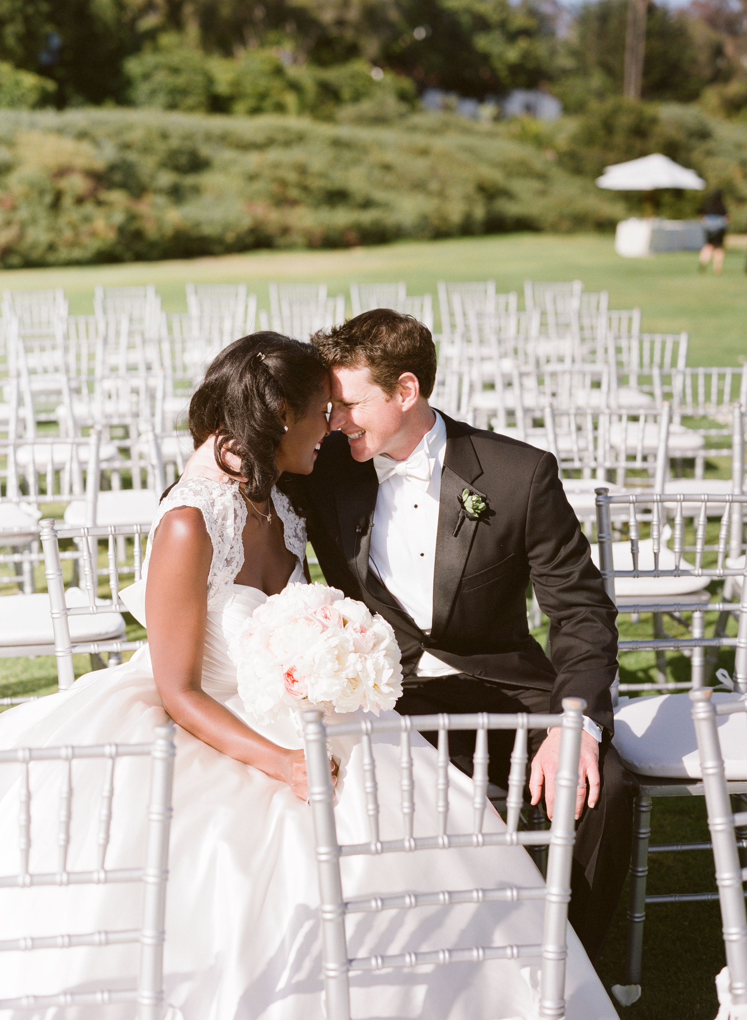 Wedding Ceremony at Montecito Country Club | Miriam Lindbeck | Photography by Anna Costa