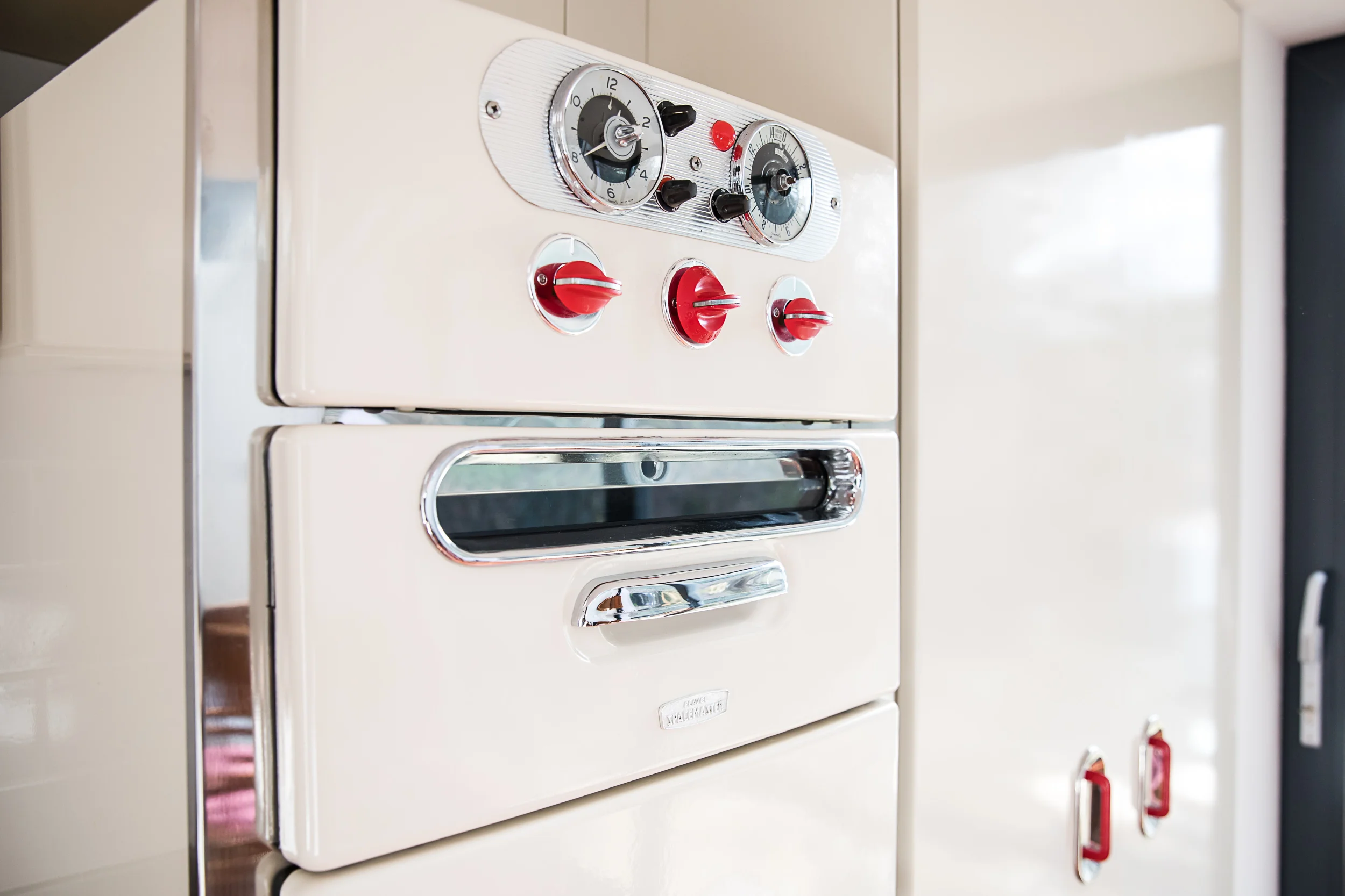 Source re edited kitchens- Bromley-5002.jpg