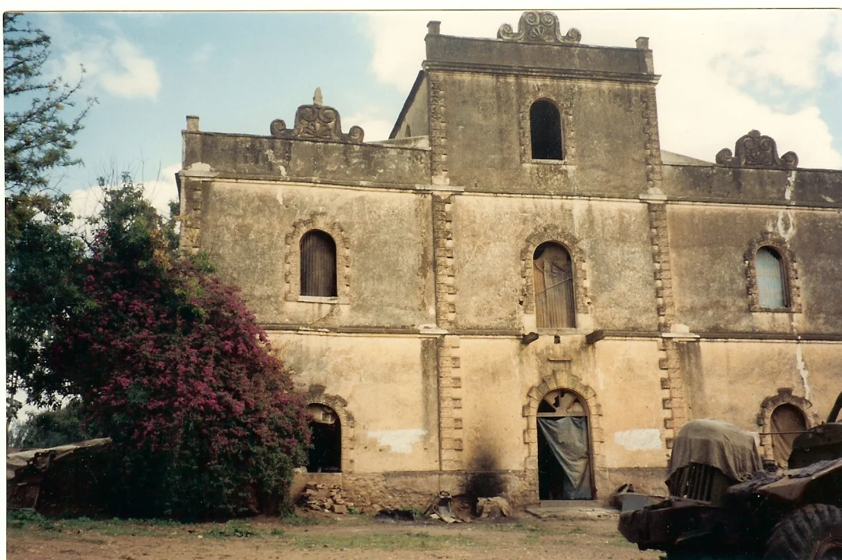 Under the Derg regime, the 'Inda Nebri'd was used as a prison. The building was badly damaged by abuse and neglect.