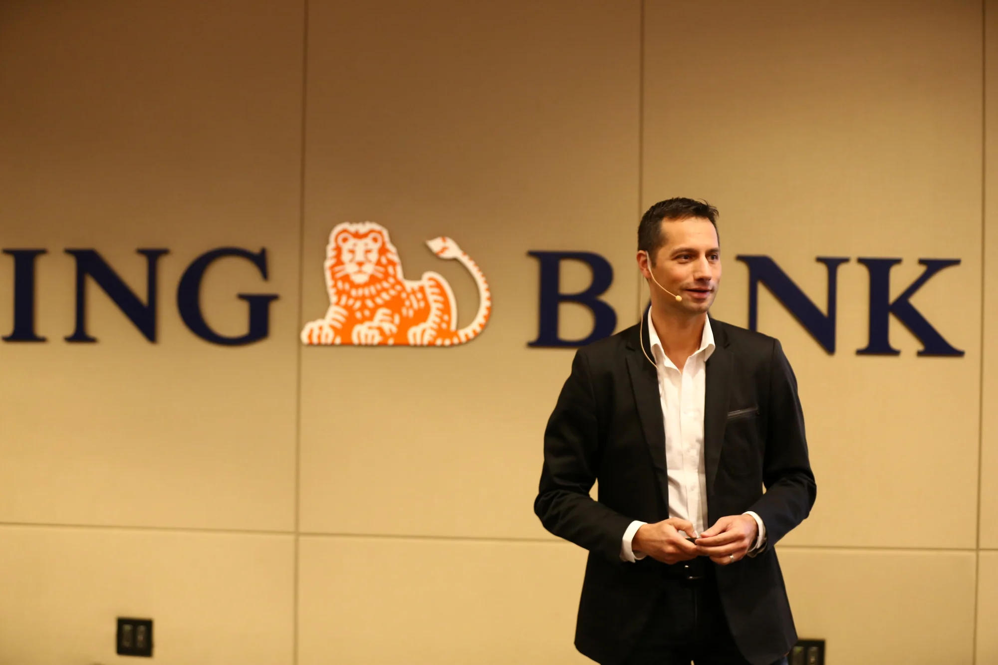 Mustafa İÇİL "Dijital Dönüşüme Ayak Uydurmak" (ING Bank Practica Kampı)