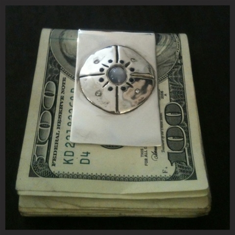 cust money clip 2.jpg