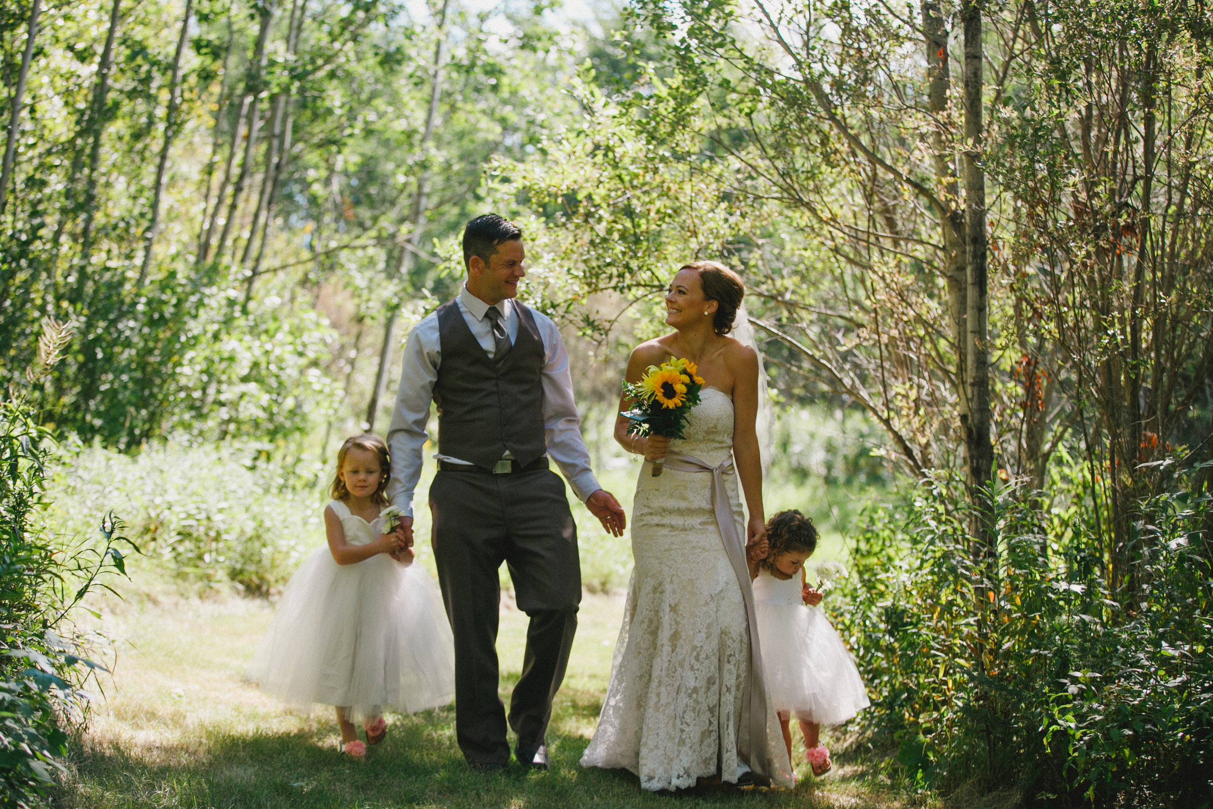 Julie + Jake family-friendly wedding, Strathcona County