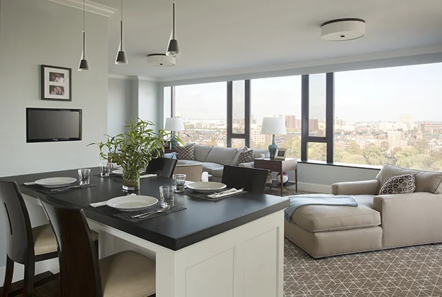 Rivers 10 12 livingrm 1.jpg