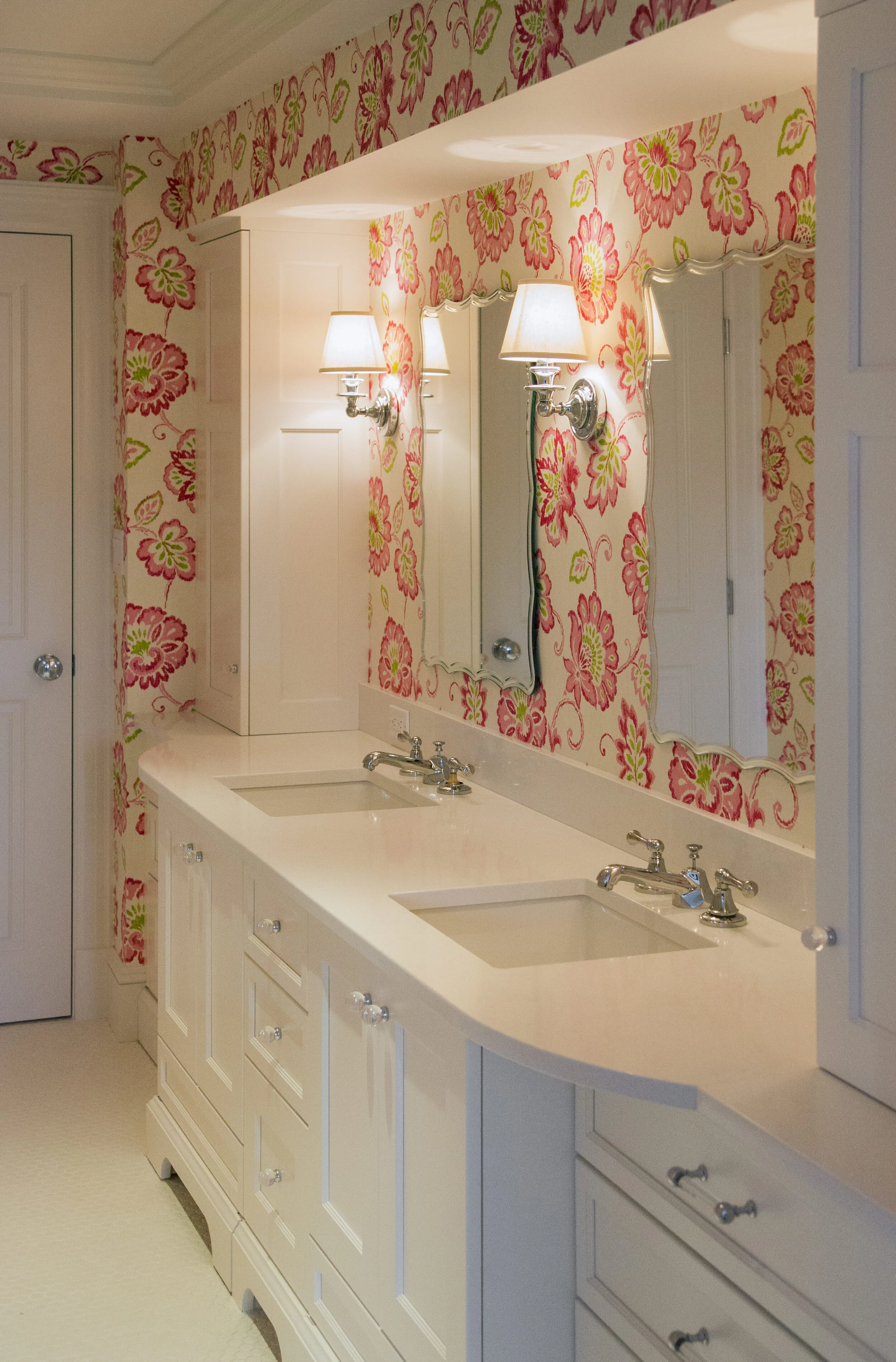Angus Bealsey 5 14 Cedar St bathrm 8.jpg