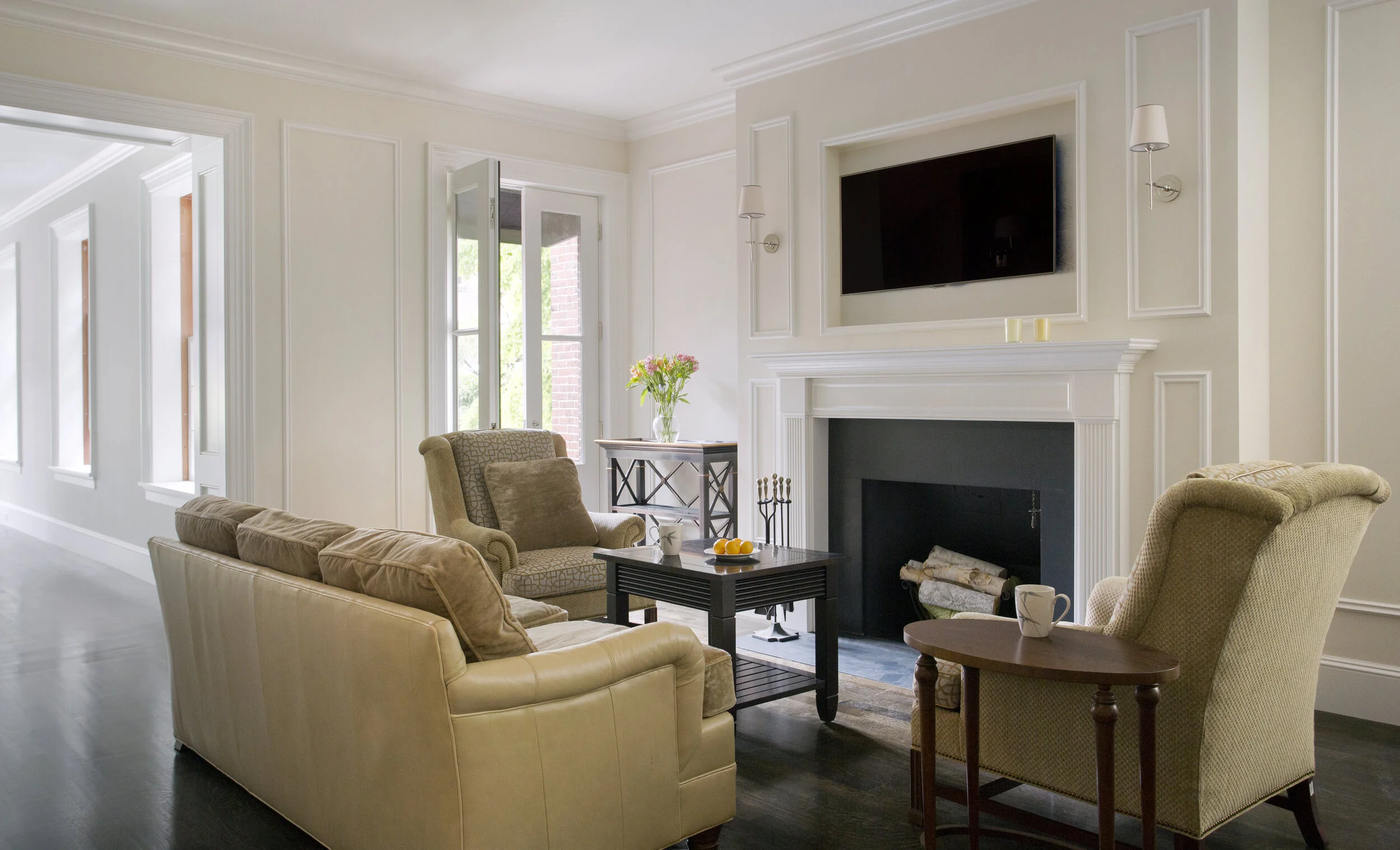 Angus Bealsey 5 14 Cedar St livingrm_edit.jpg