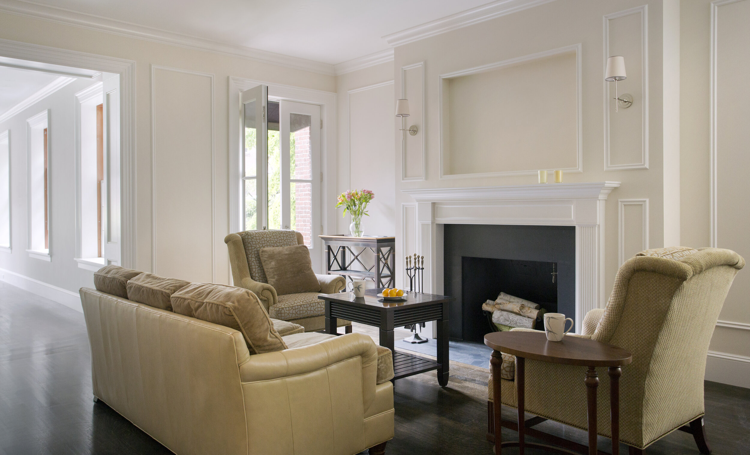 Angus Bealsey 5 14 Cedar St livingrm.jpg