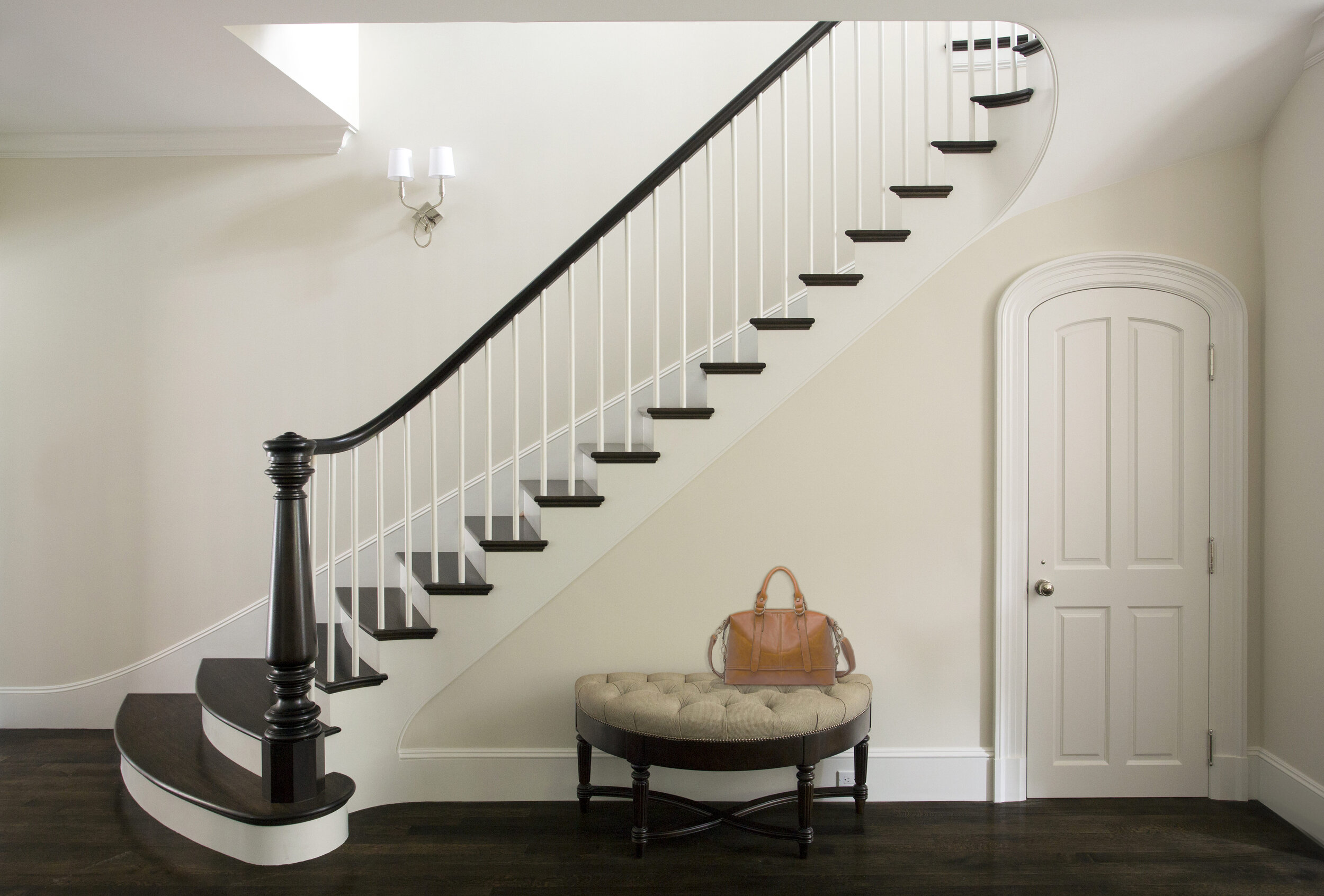 Angus Bealsey 5 14 Cedar St stairs handbag.jpg